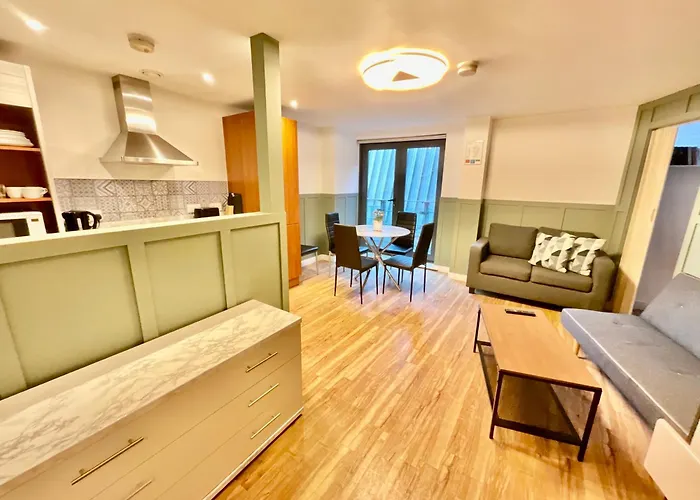 Two Bedrooms Flat - Manchester City Centre